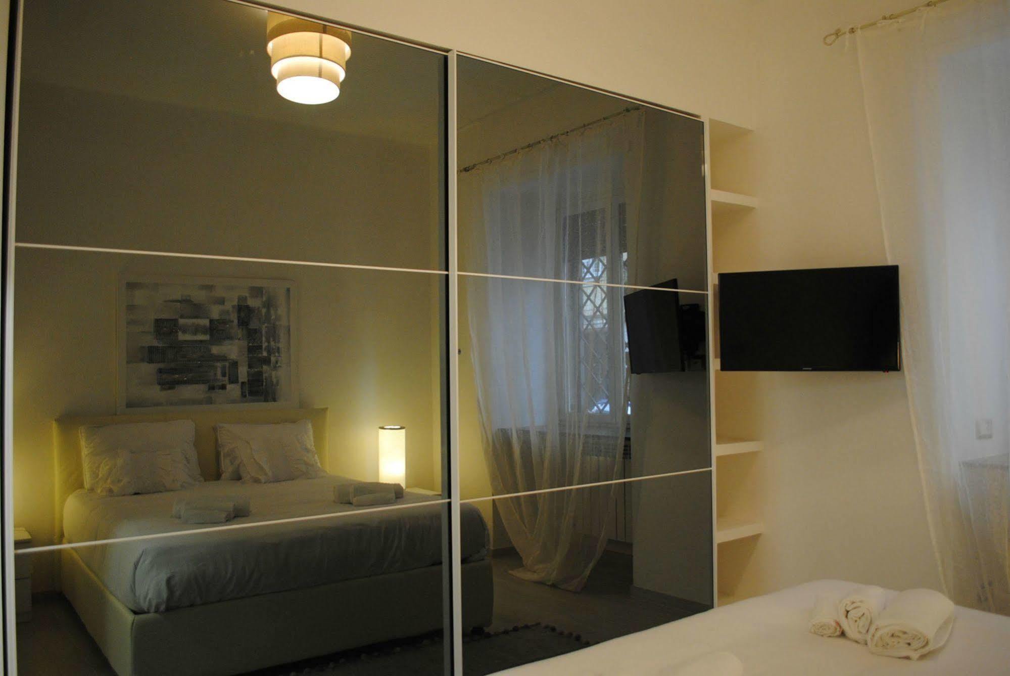 Ciak Holiday House Bed & Breakfast Rome Exterior photo